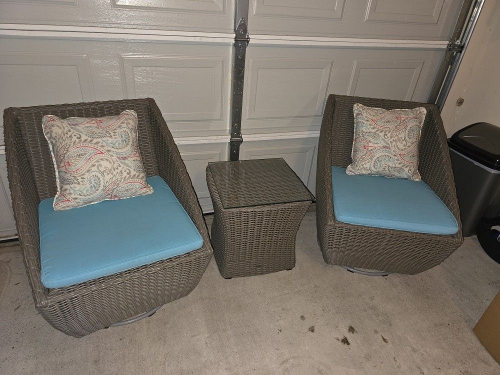 BROYHILL 3Pc PATIO SET 