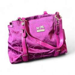 Authentic Coach Mia Signature Carryall Shoulder Bag