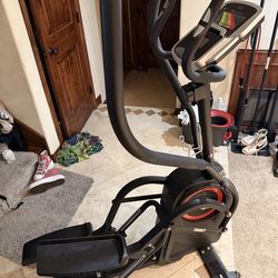 Elliptical exercise machine