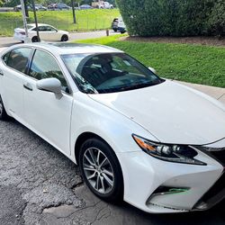 2016 Lexus ES 300h