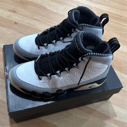Jordan 9 Retro