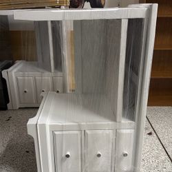 White Wooden Desk