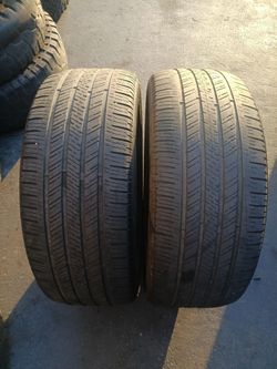 Goodyear Eagle 285/45R22 Tire (2)