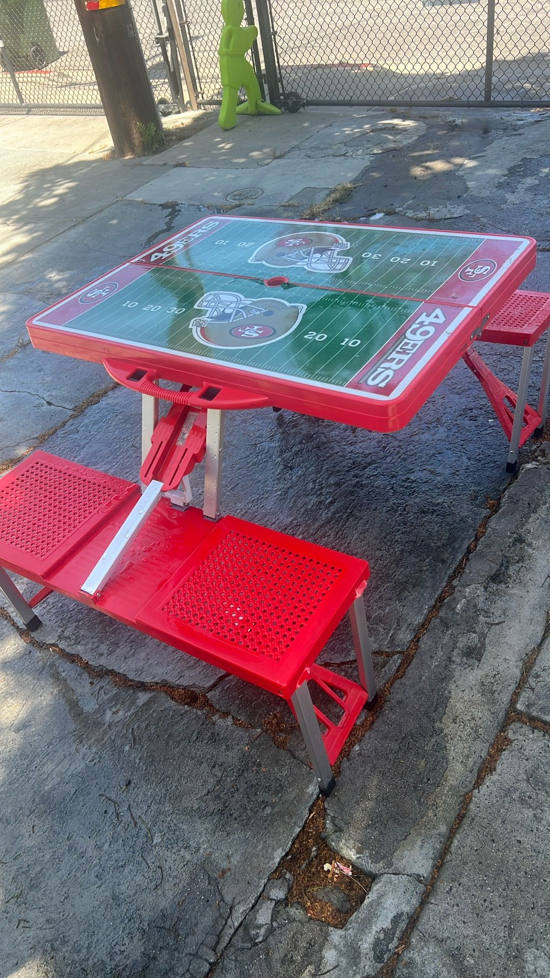 Foldable Table