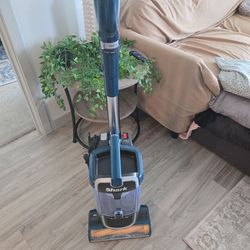 Shark Ninja Navigator Vacuum