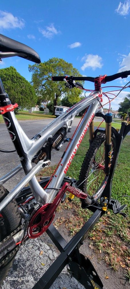 Rocky Mountain Bicycle