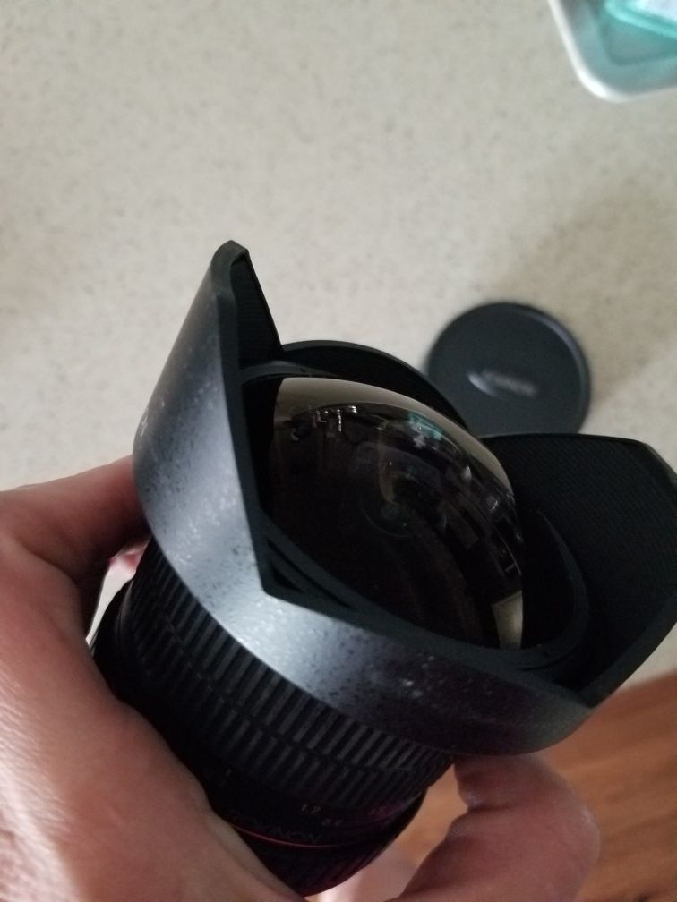 Rokinon 8mm f/3.5 UMC Fish eye CS 2 Lens