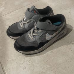 Size 2 Kids Sneakers Air Max Nike 