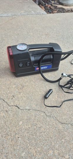 Campbell Hausfeld Portable Air Compressor