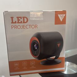 NEW LED PROJECTOR
