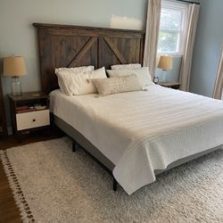 Wood King Bedroom Set