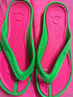 Rubber Messaging Flip Flops; Cool Color*** Sz. 10***