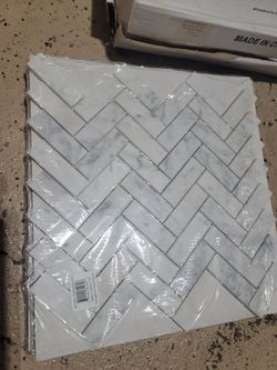 Bianca Carrara Mosaic Tile 12/12