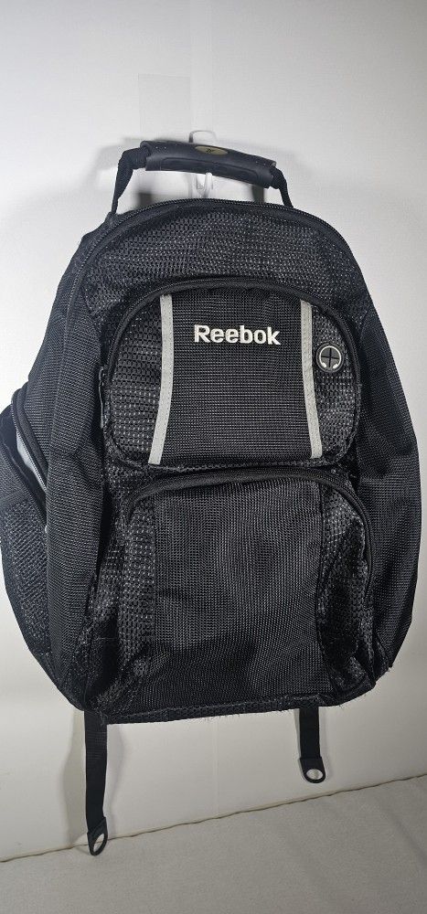 NWOT - REEBOK BackPack / Bookbag - Black/Gray.