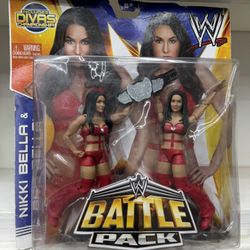 Nikki Bella & Brie Bella Battle Pack