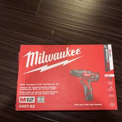 Milwaukee Drill 