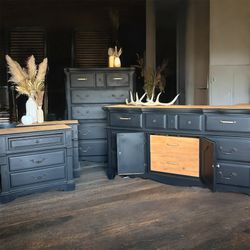 Full Matte Black Bedroom Set