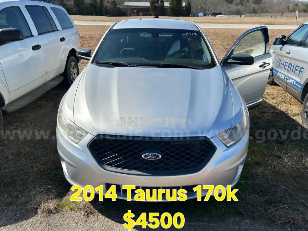 2014 Ford Taurus