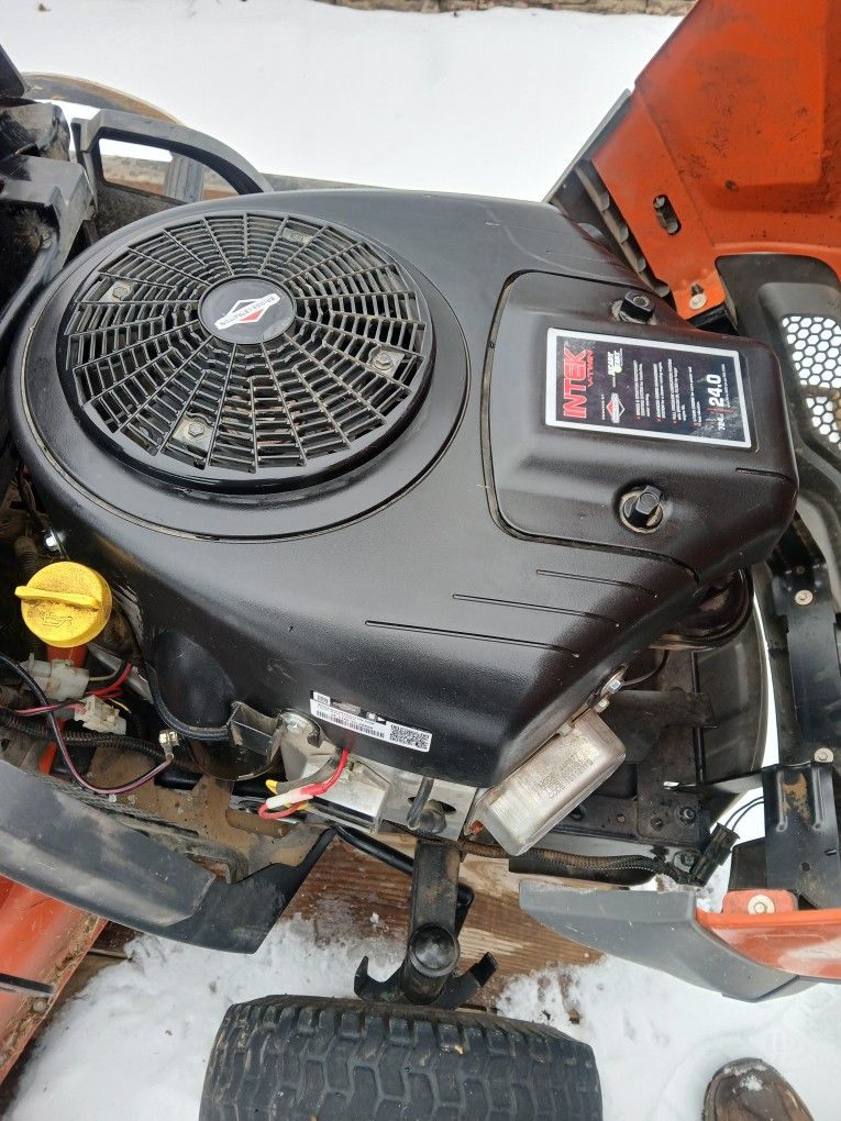Husqvarna Yta24v48 Lawnmower