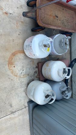 Propane Tanks Lot of 4