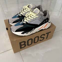 Yeezy 700 Wave runner 