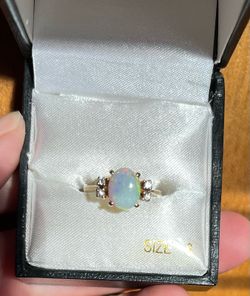 Opal with 4 real diamonds