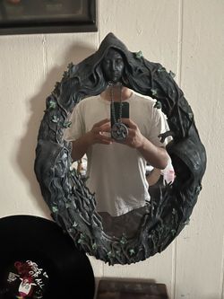3 Witches Mirror