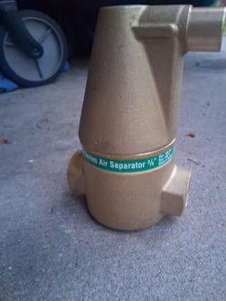 4900 Series Air Separator .