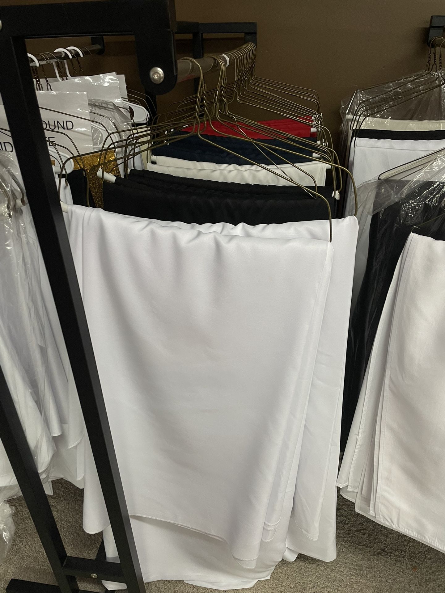 132R Polyester Tablecloths- White