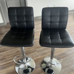 NEW ADJUSTABLE BAR STOOLS 