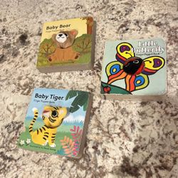 3 Finger Puppet Books