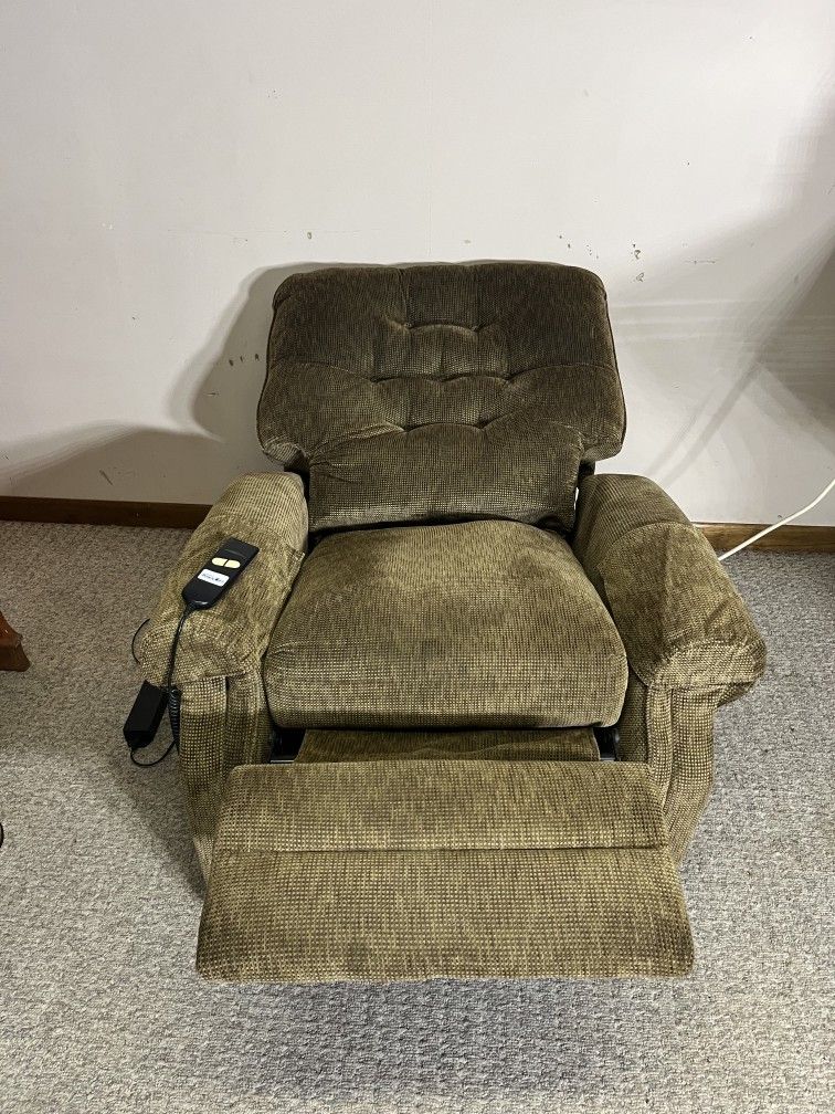 CAT NAPPER RECLINER CATNAPPER CHAIR for ELDERLY, DISABLED