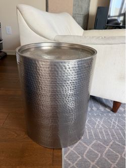 Hammered Metal Accent Table / Plant Stand