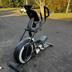 NordicTrack Commercial 12.9