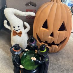 Halloween Decor