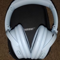 Bose QuietComfort Wireless Noise Cancelling Headphones (Blue) 