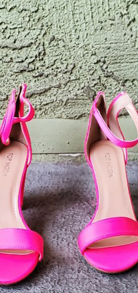 Women's Hot Pink Heels