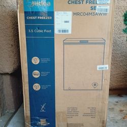 Brand New Deep Freezer Never Been Open