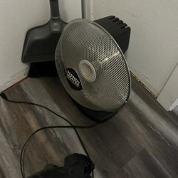 Space Heater  EXCELLENT CONDITION NEW