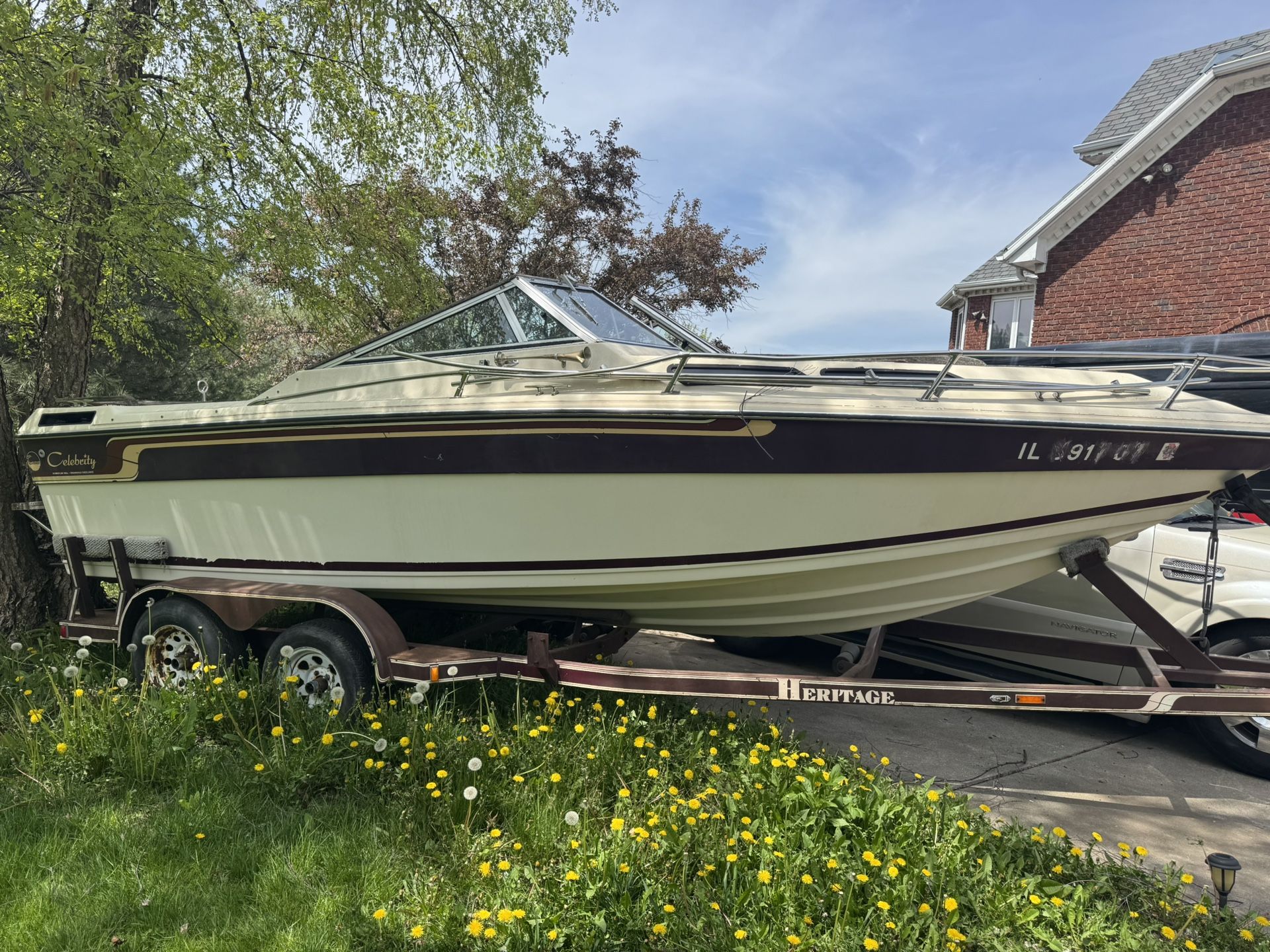 Celebrity brand Boat