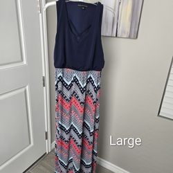 Womens Clothes Size L.
