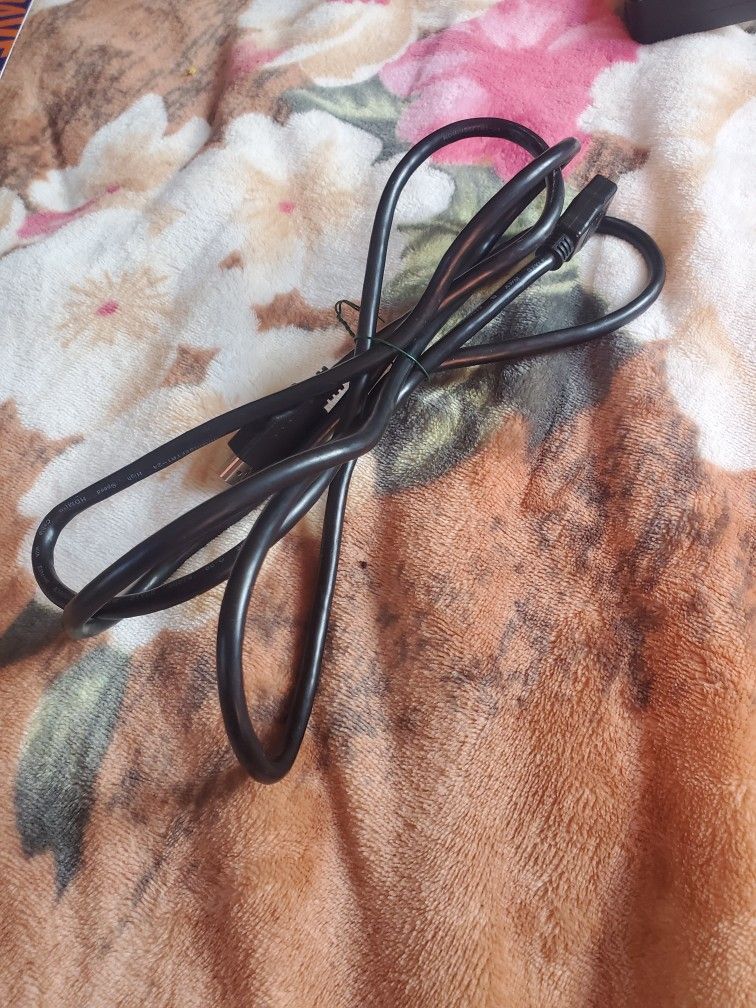 HDMI High Definition 3D Cable 6 Feet Pick Up In Sun Valley
