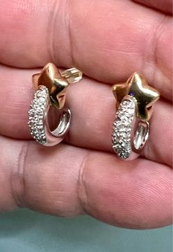 💎 14KT Two-Tone 4.8 grams, 0.30ct Fancy Diamond Earrings “L@@K”