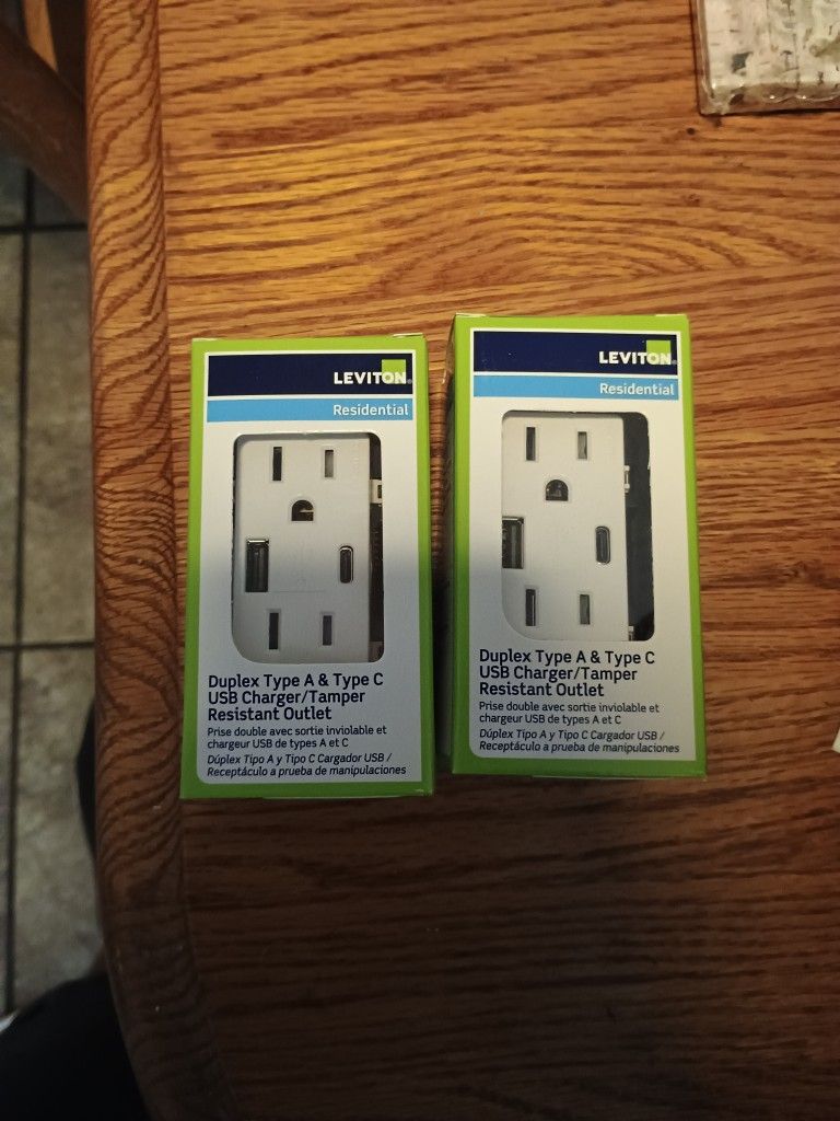 15 Amp Decora Type A and C USB Charger Tamper-Resistant Outlet,