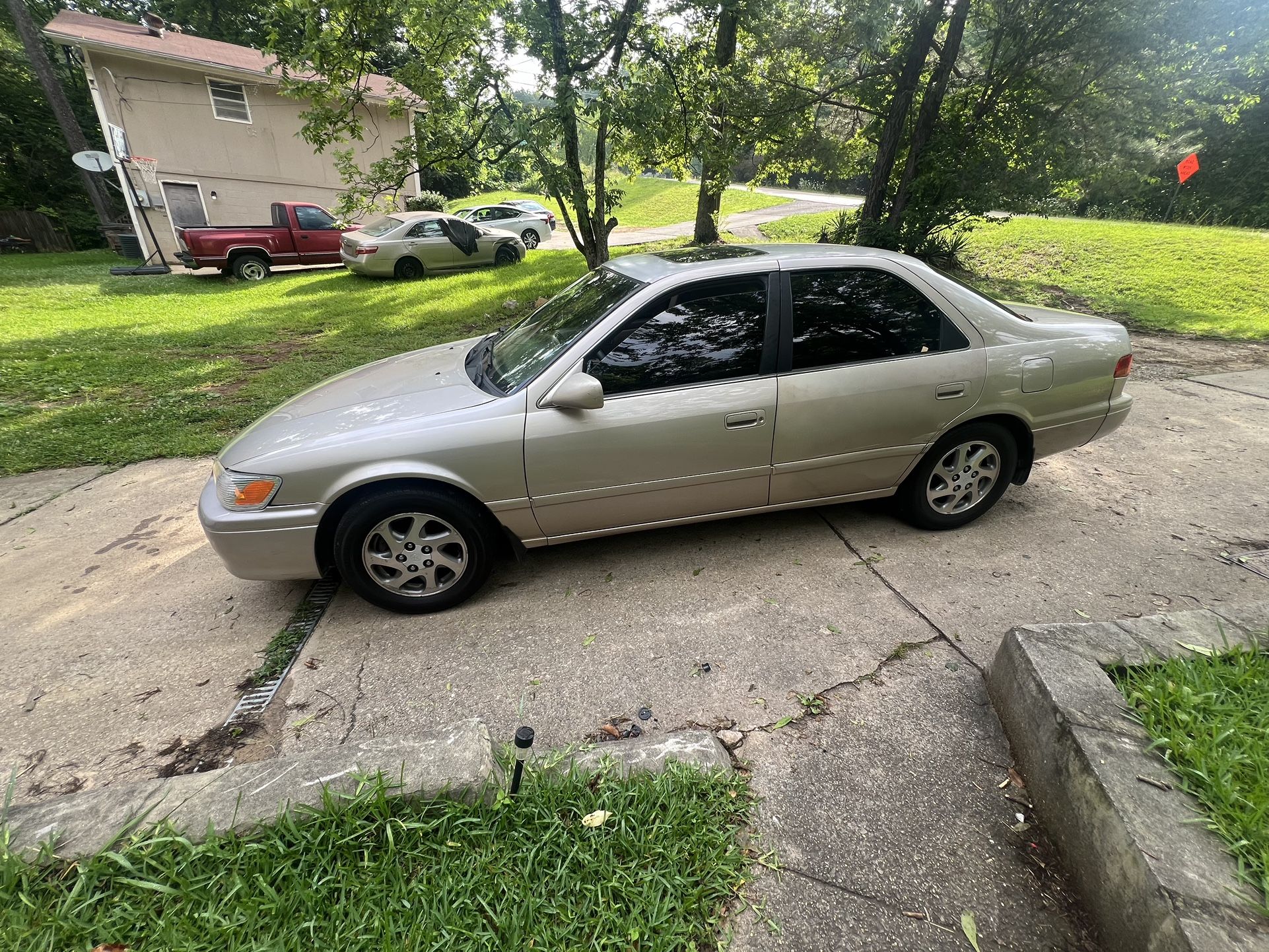 2000 Toyota Camry