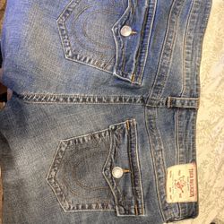 True Religion Mid Rise Bootcut Jeans Size 33