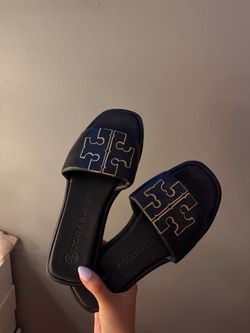 Tory Burch Sandal (send offers)