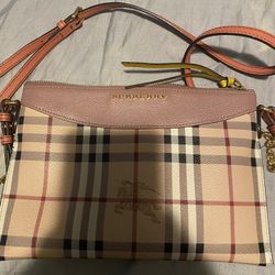 Burberry Purse 