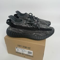 YZY 350 V2. Size 7.5