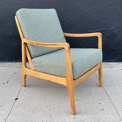 Vintage Mid Century Danish Lounge Chair by Ole Wanscher (FD-109)
